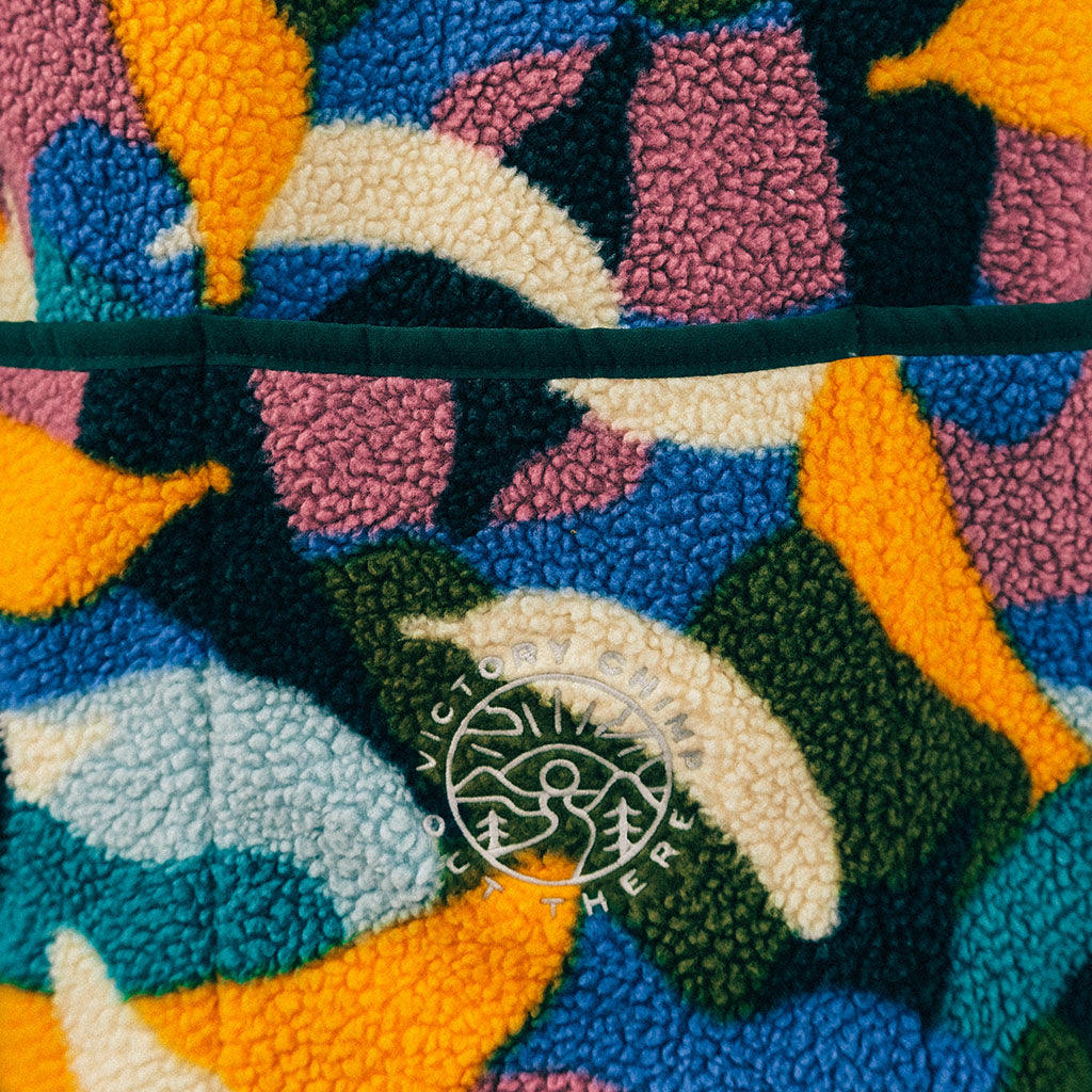 Out There Hooded Recycled Sherpa Fleece Jacket (Banana Camo Heather/Olive)