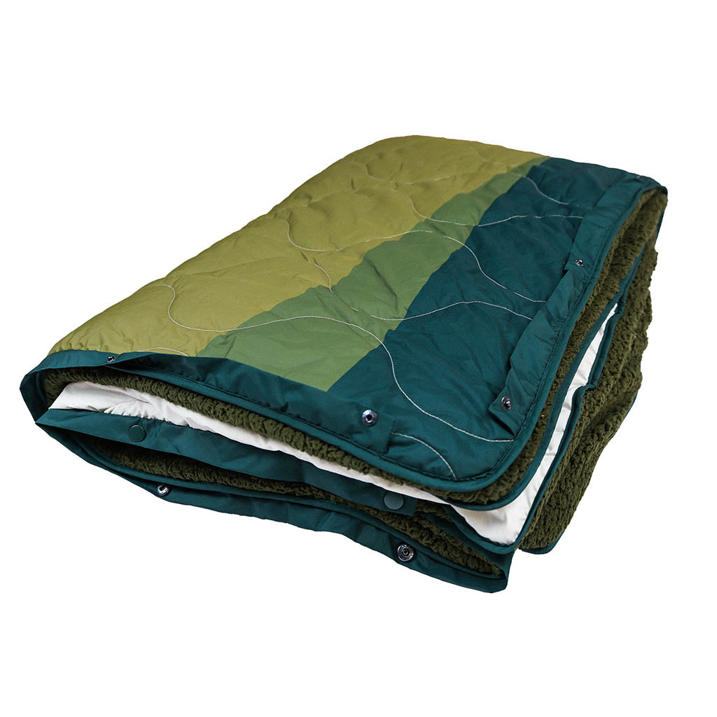 Sperrins Recycled Sherpa Fleece Blanket