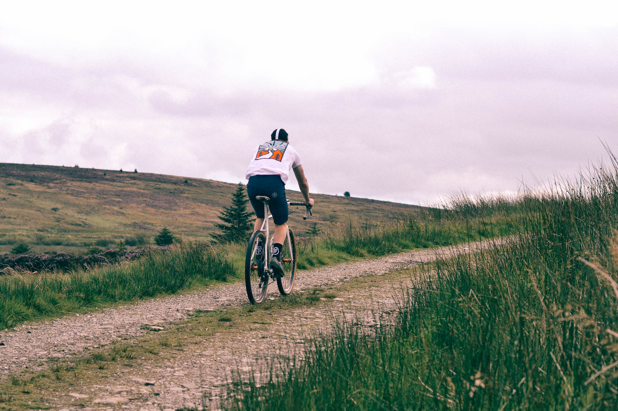 Out There Unisex Gravel Cycling Shorts (Navy)