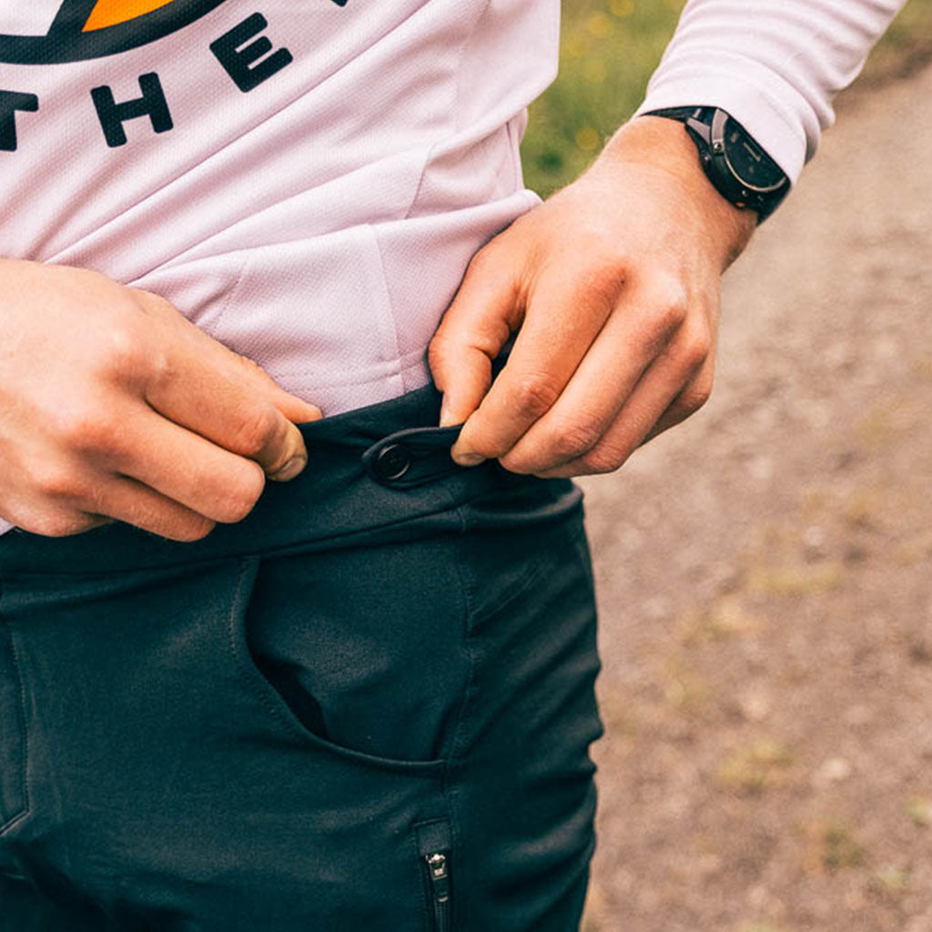 Out There Trail Trousers (Black)