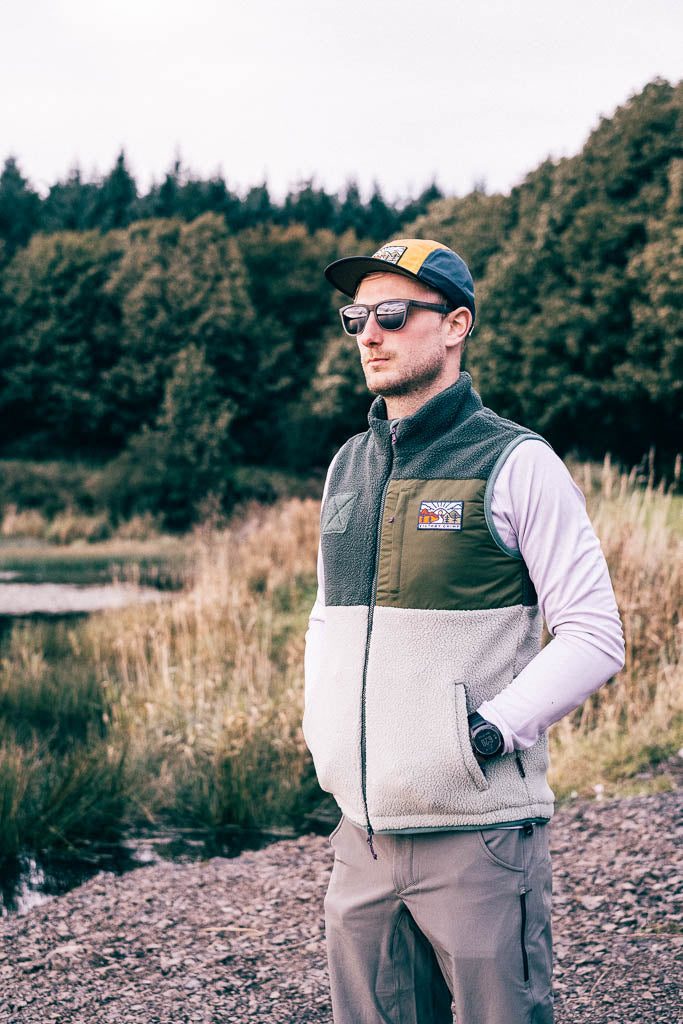 Out There Recycled Sherpa Fleece Gilet (Forest/Pistachio)