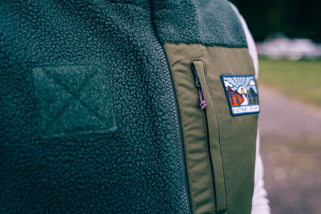 Out There Recycled Sherpa Fleece Gilet (Forest/Pistachio)